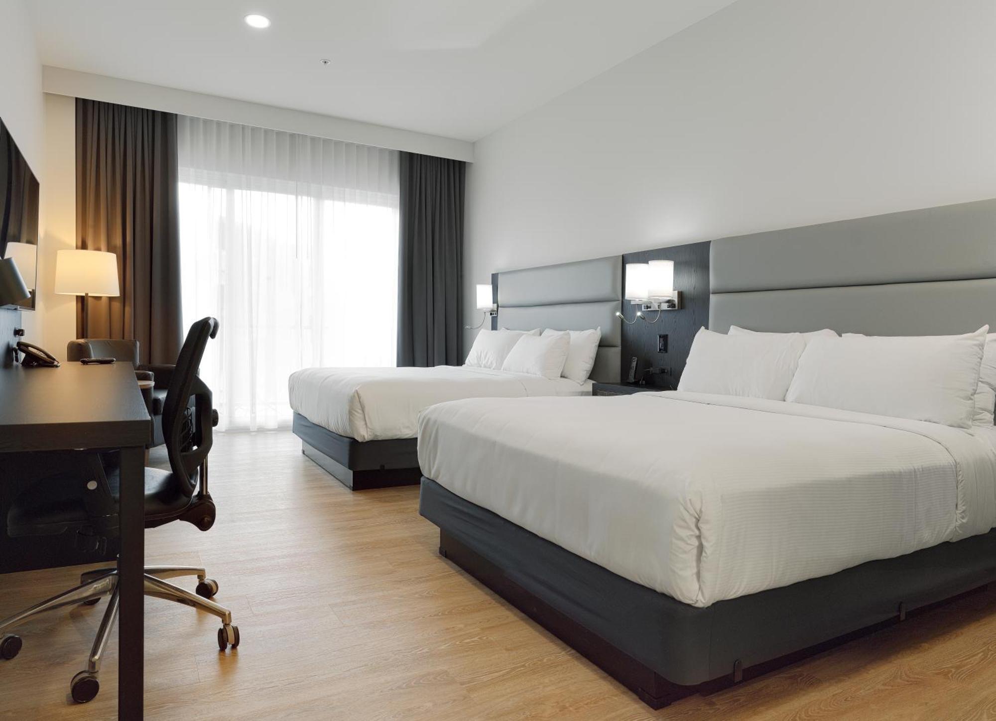 Hotel Rive Gauche Beloeil Bagian luar foto