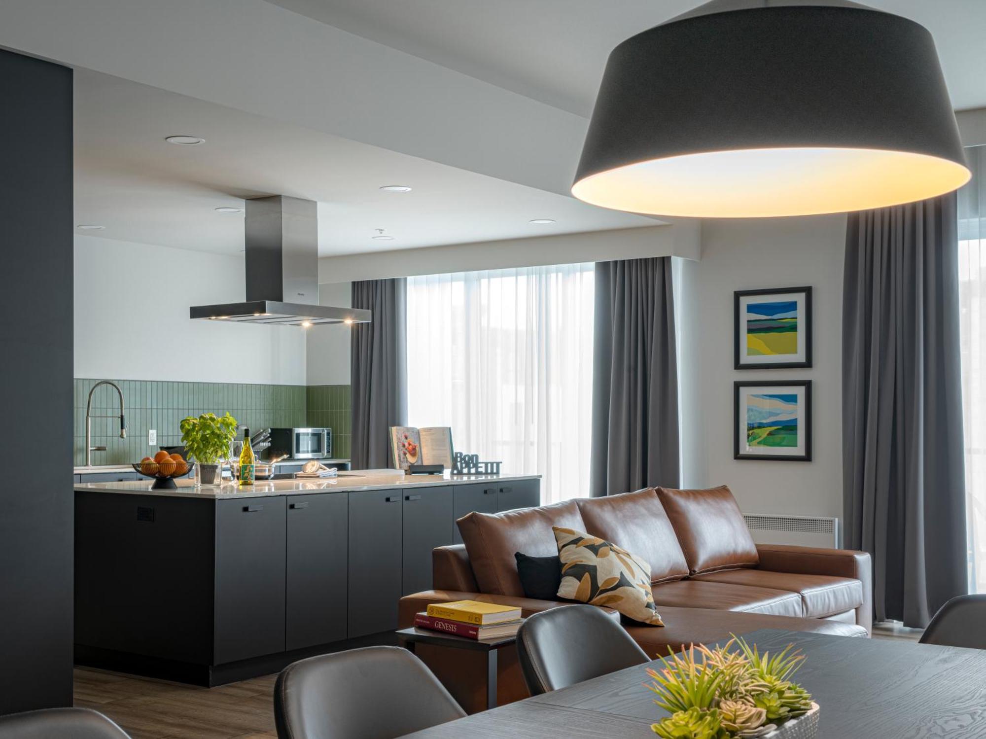 Hotel Rive Gauche Beloeil Bagian luar foto