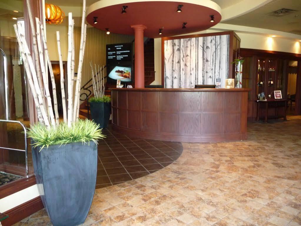 Hotel Rive Gauche Beloeil Bagian luar foto
